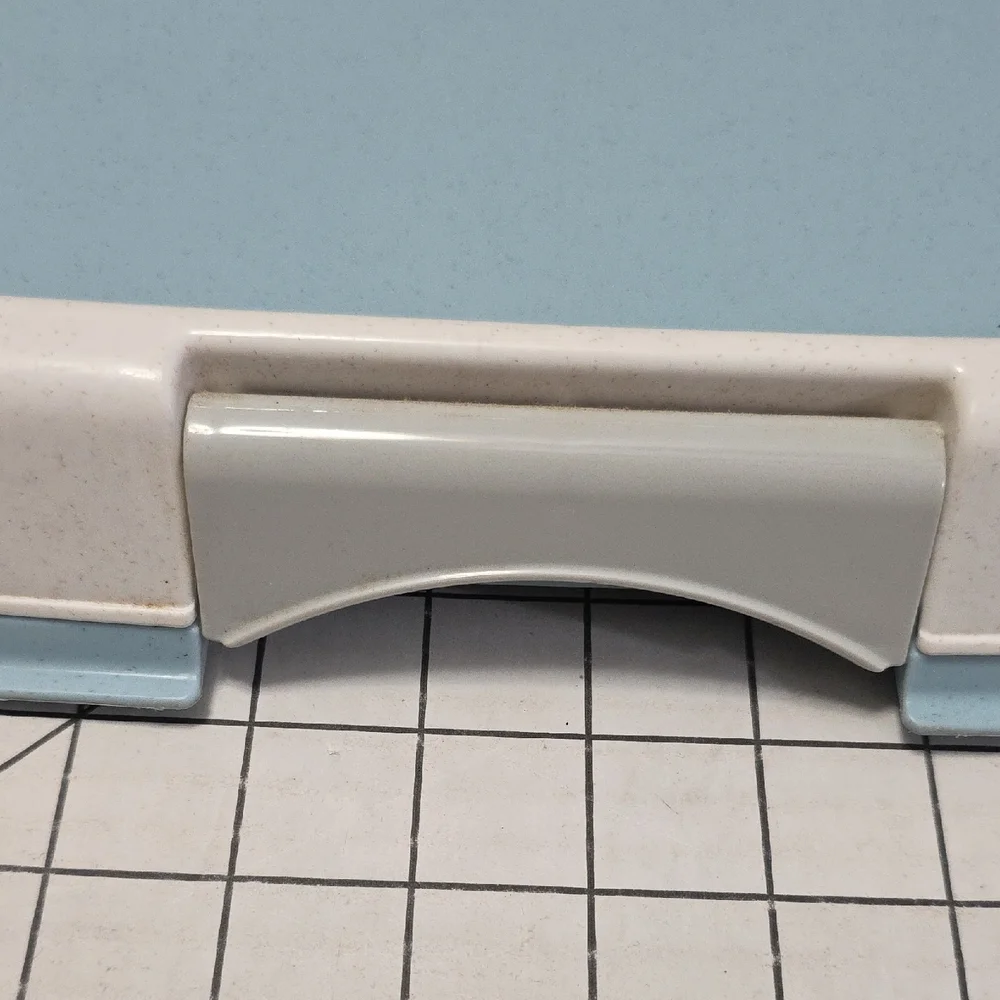Light Blue and White‎ Tray, Neat'n Dry Floor Protection Tray, Gently Preloved